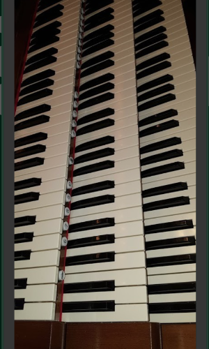 Donate to Ekhator School of Music